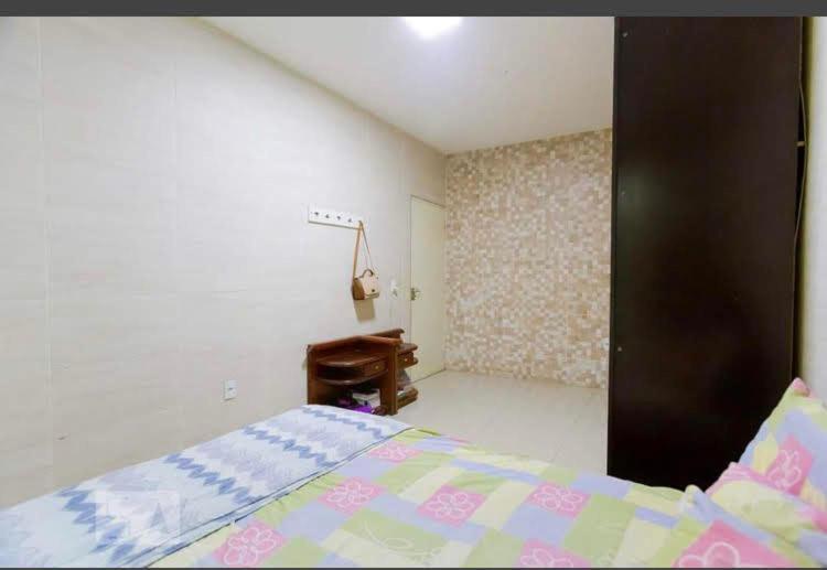 Caso com piscina, há 900 metros do Iguatemi shopping Vila Brasília Exterior foto