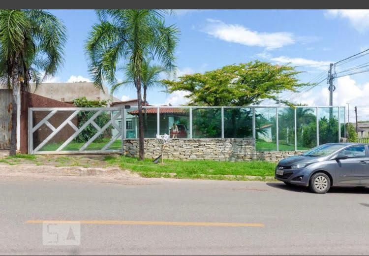 Caso com piscina, há 900 metros do Iguatemi shopping Vila Brasília Exterior foto